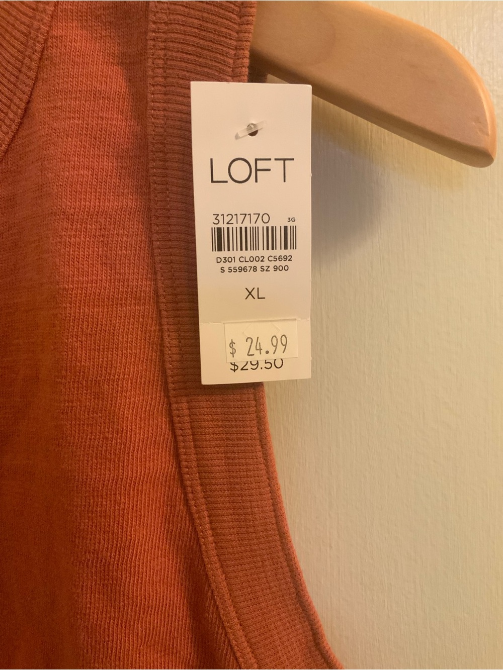 LOFT Women's Rust Colored Ribbed Tank - Picture 3 of 4